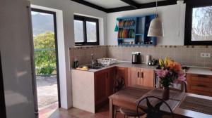 Casita de la Montaña de María