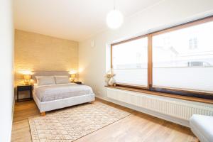 Old Town Deluxe Apartment