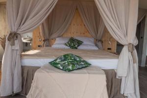 Luxury Lodge