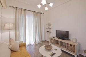 Irida Stylish, Cozy, Fully Equipped Apt