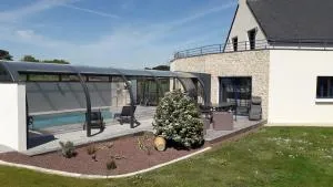Maison avec Piscine couverte BADEN GOLFE DU MORBIHAN - 阿拉东