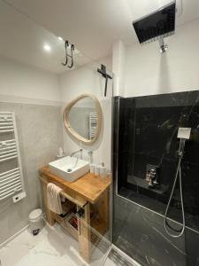 Maisons de vacances Maison cosy, 2 chambres, adossee aux remparts : photos des chambres