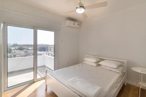 Limanaki Beach Aparment