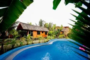 The Lazy Cabanas - 波尔沃林