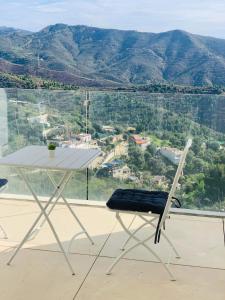 Extra large Luxury property with Spa, 3 min to Marbella city center