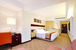 Premium Deluxe King Room room in Casa Real Hotel