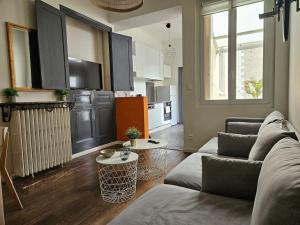 Appartements ARAGO1 - Appartement Tours centre sur jardin : photos des chambres