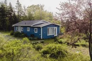 Get away from it all Rock Elm - Marion Bridge