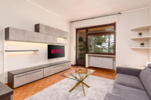 Spazioso trilocale 6 posti letto a 10 minuti da Torino con Box Auto Incluso