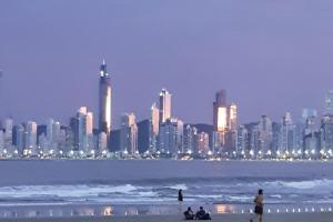 Itajaçu Frente Mar vista Lateral BC