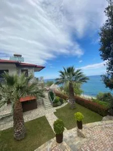 Βεράντα στο Αιγαίο - Velika