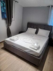 ΚΤΗΜΑ ΠΑΥΛΟΜΠΕΗ OLIVE & SEA