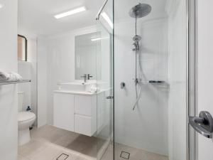 Ocean Outlook 2 on Marine Parade