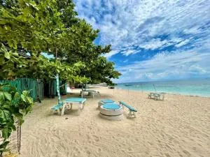 Camotes Island Beachfront Vacation House - Esperanzo