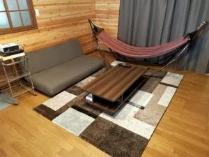 小川のせせらぎを聞きながらウッドデッキでバーベキュー！｜CHILL SWING - Kuroiso