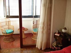 Departamento céntrico en Pinamar - solo familias