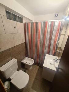 Departamento céntrico en Pinamar - solo familias