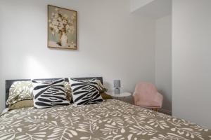 Entire 3 Bedroom House in London - Canning Town, City Airport, London ExCel