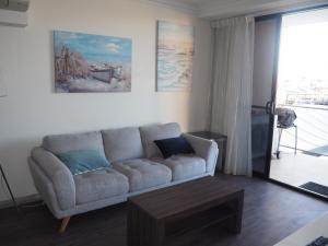 Lovely 2 Bedroom Serviced Apartment & Free Parking