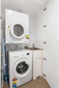 Comfy place with fabulous view Penthouse level