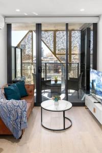 The amazing 1BR CBD Apt Premium Location