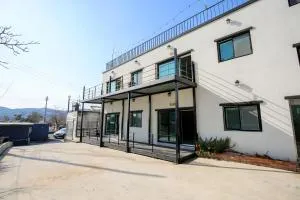 pohang yangpodeungdae pensyeon - Hajŏng-ni