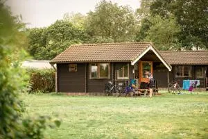 Trekkershut Plus voor 5 personen incl keuken - Elp