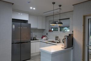 Jeju batdol guesthouse