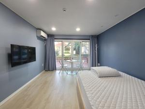 Jeju the Aewol Pension