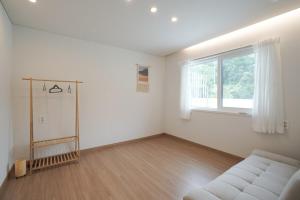 Road Stay Private House