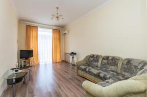 Видовая квартира на улице Крещатик.