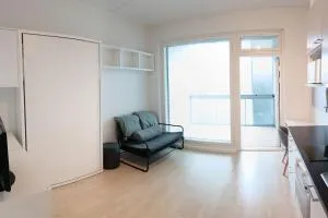 Helsinki-Vantaa airportstudio1 - 图苏拉