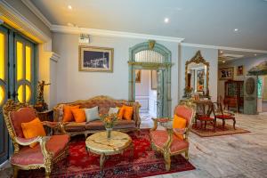 At Pingnakorn Riverside