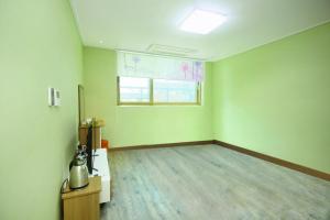 Daecheon Mud Gongju Pension