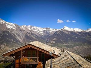 Chalet VG stunning view, Sauna & Jacuzzi by Jolidi