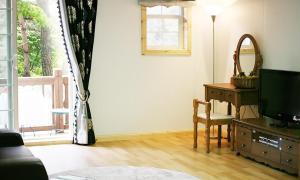 Yangyang Riverhill Pension