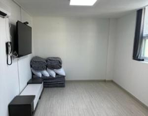 Goseong geojinhotel pension