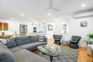 Seadrift 31 on Browning Street