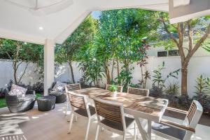 Seadrift 31 on Browning Street