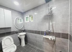 Gapyeong Chorok Jeongwon Gyegok Dokchae Pension