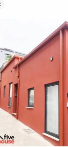FIVE HOUSE 20