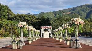 Yeongwol Taehwasan Village Experience Pension