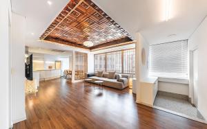 Yeosu Jinnam Mansion Pension