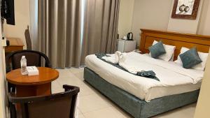 Al Murooj Hotel Apartments