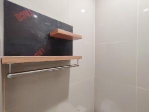 RedDoorz near Graha Saba Buana 2