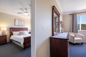 Oceans 22 at Fingal Bay