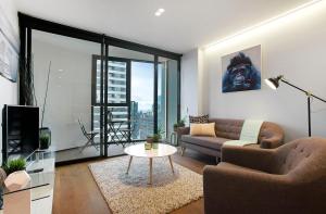 Complete Host CBD Lighthouse Apartments