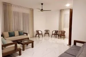 Comfortable & serene stay at Red Rocks villa - 拉夏吉里雅