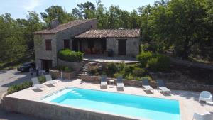 Villas Prachtige villa met privezwembad op 1 hectare : Villa