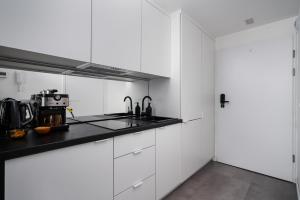 Apartments WrocLOVE by me & Legnicka & Self Check-In 24h & Lift